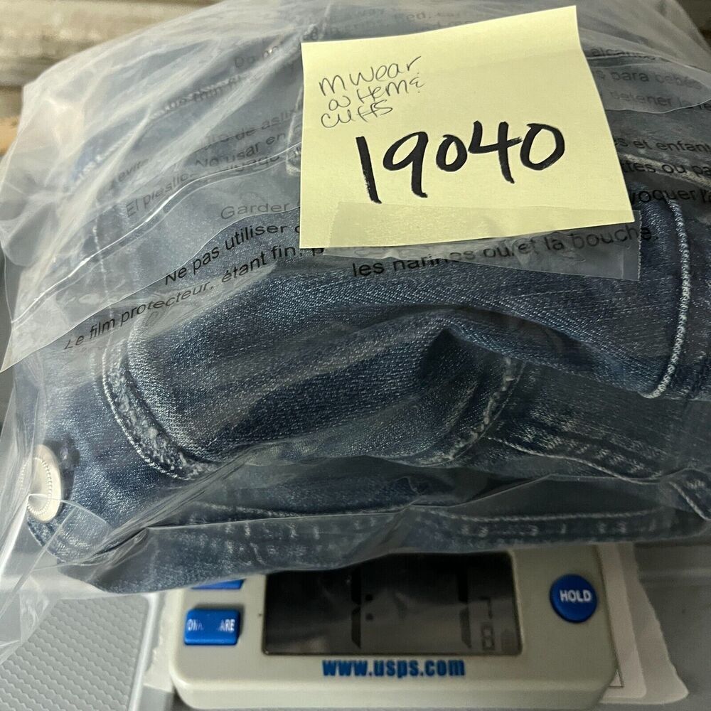 Chicos Womens Trucker Denim Jacket Blue Button Front Long Sleeve Classic 3 XL - Picture 11 of 12